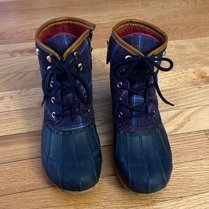 Tommy Hilfiger twROAN lace up duck boots!